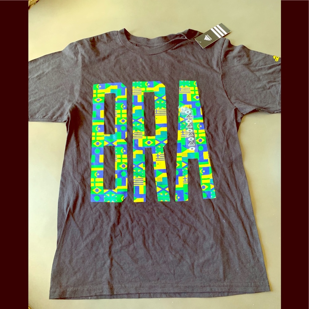 4/$20 NWT ADIDAS T-SHIRT MEDIUM WOMENS BRAZIL